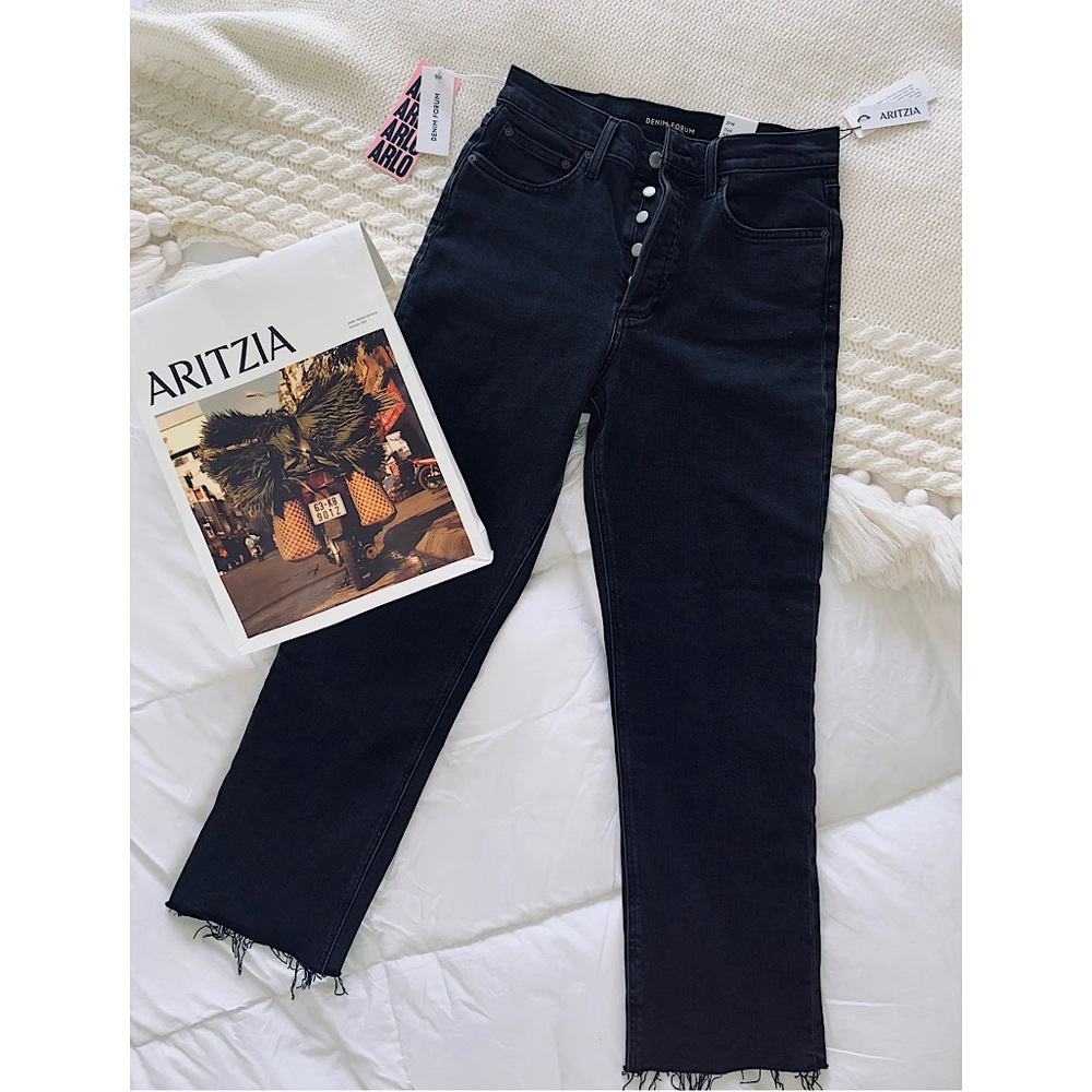 ✨Aritzia✨ Denim Forum Arlo Straight Leg Jean